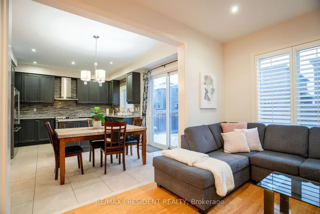 Additional image 13 of 16 Pinedale Ave