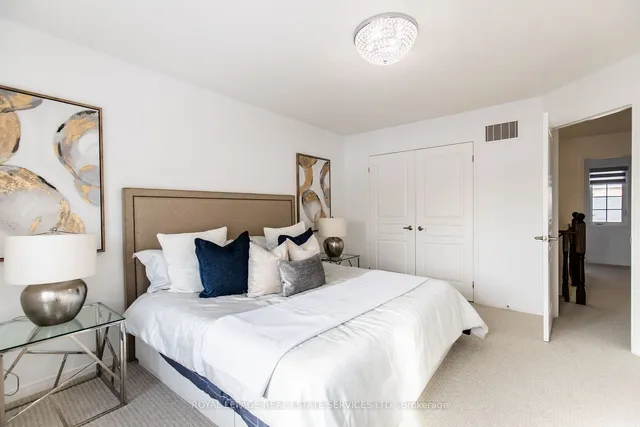 Additional image 18 of 3045 Gladeside Ave Unit 8