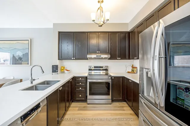 Additional image 18 of 743 Agnew Cres