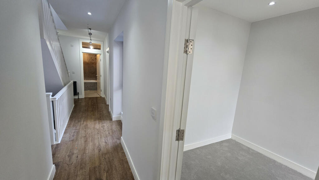 Additional image 8 of Purley Rise, Purley, CR8 3