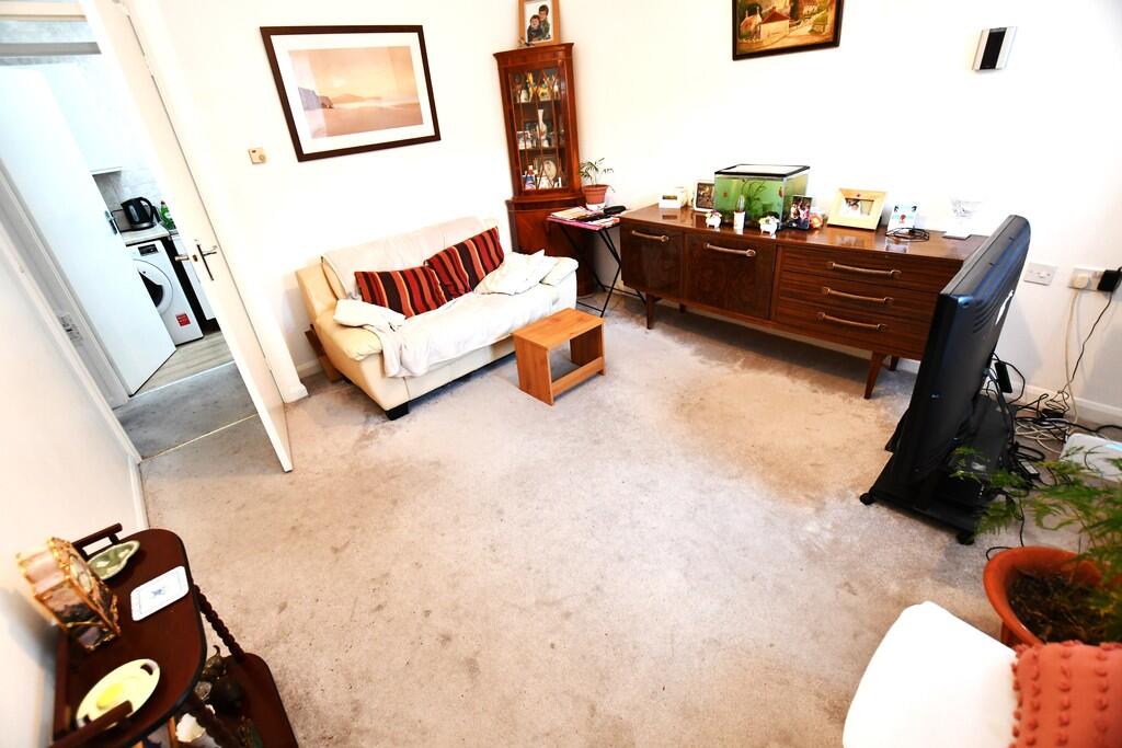 Additional image 2 of Bletchingley Close, Thornton Heath