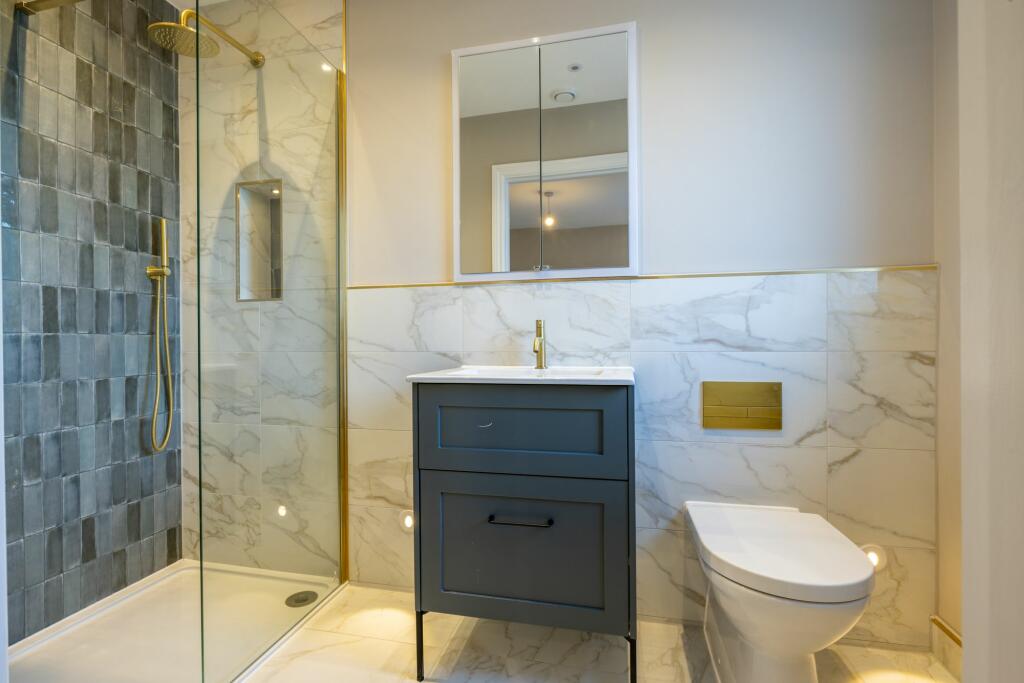 Additional image 11 of The Spinney, Selcroft Road, Purley