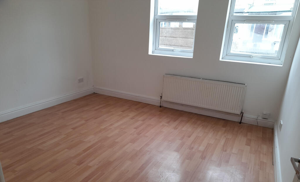 Additional image 3 of Thornton Heath, CR7 7PX