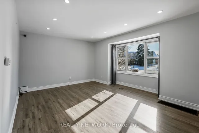 Additional image 2 of 27 Glengrove Ave