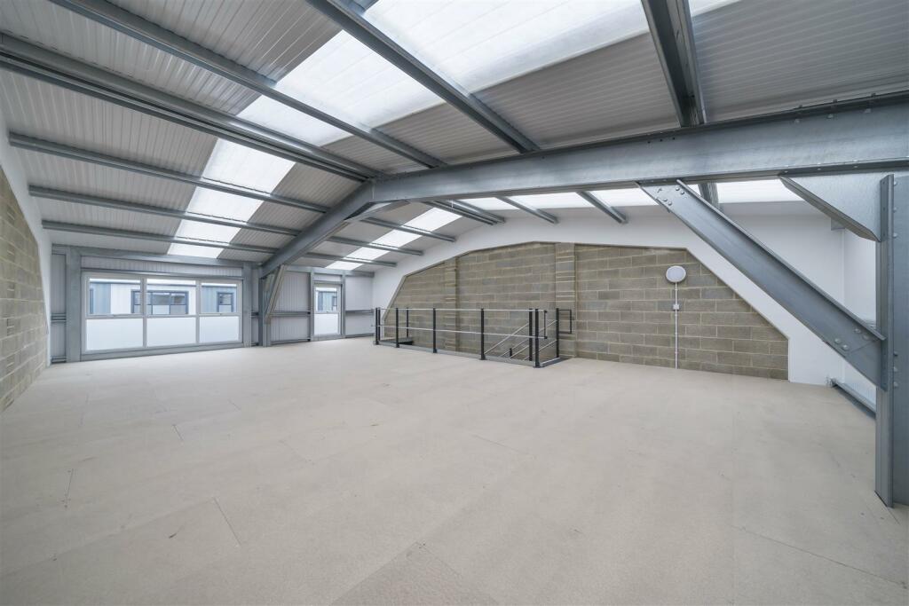 Additional image 8 of The Laurels, Manston Business Park, Kent