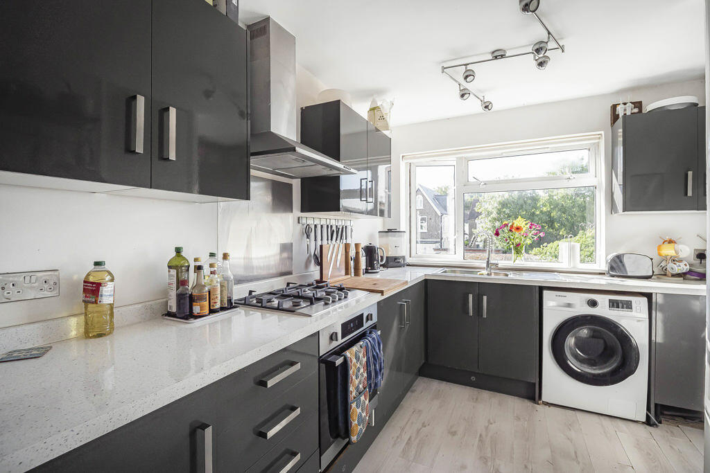 Additional image 7 of Burlington Road, Thornton Heath, CR7