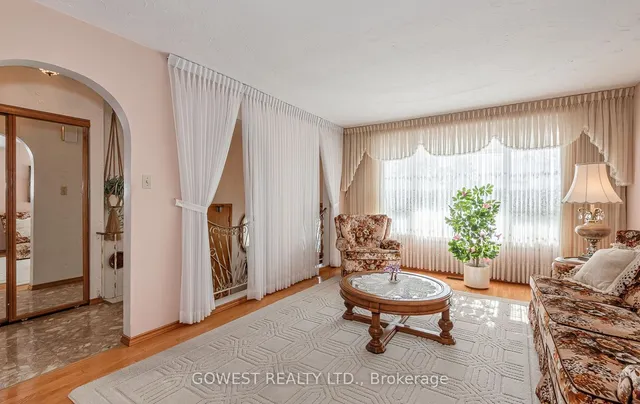 Additional image 9 of 19 Village Dr