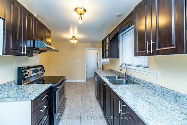 Additional image 8 of 7809 Priory Cres