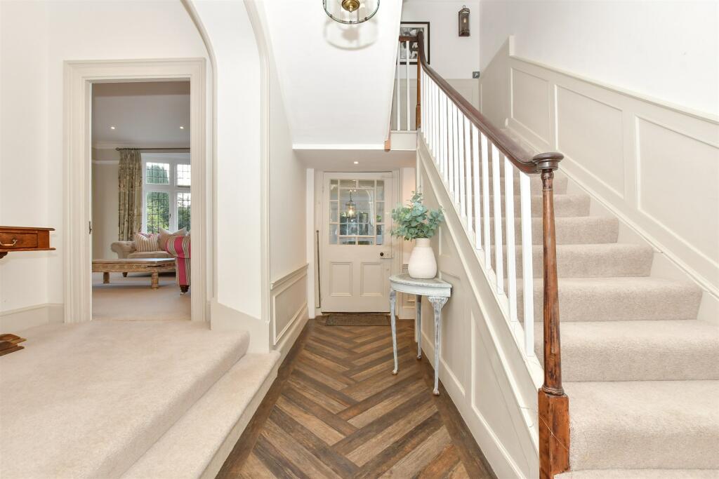 Additional image 8 of The Street, Woodnesborough, Sandwich, Kent