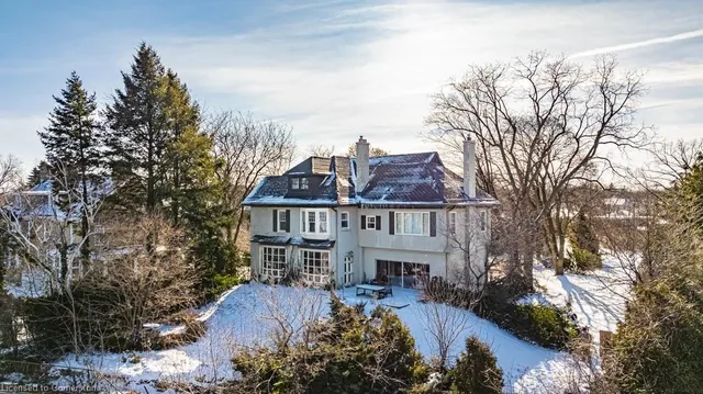 Additional image 3 of 5 Bull's Lane