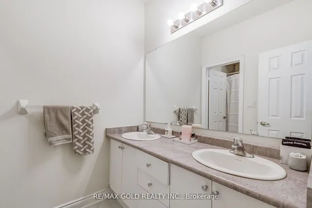 Additional image 27 of 40 Silver Meadow Gdns