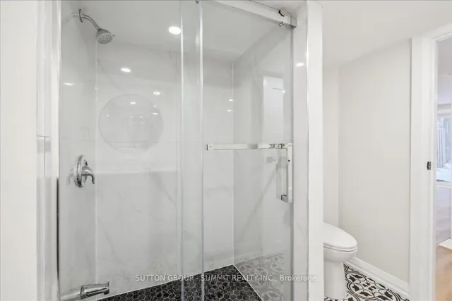 Additional image 33 of 2301 Cavendish Dr Unit 50