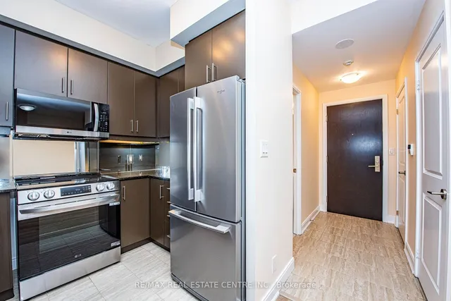 Additional image 6 of 50 Absolute Ave Unit 303