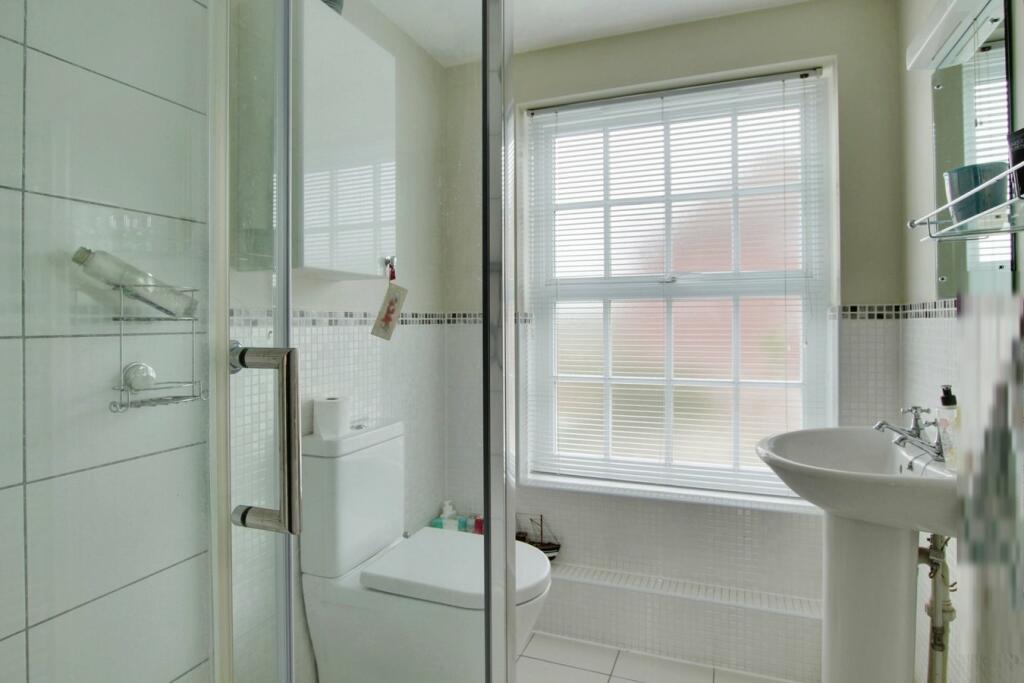 Additional image 11 of Willowbank, Sandwich, CT13