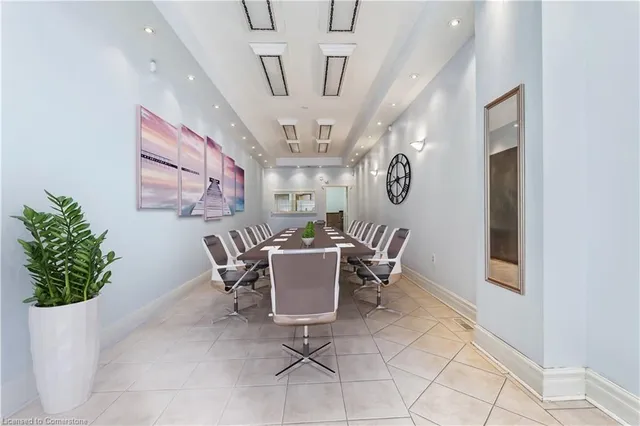 Additional image 42 of 197 King St