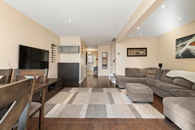 Additional image 31 of 5140 Lampman Ave