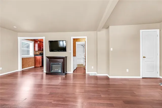 Additional image 5 of 355 Weir St