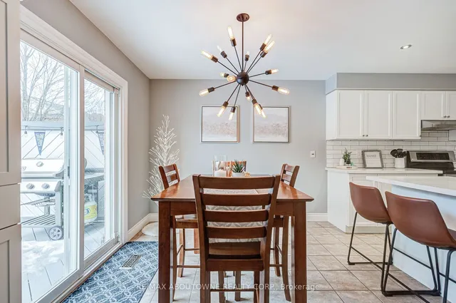 Additional image 16 of 2116 Newell Cres