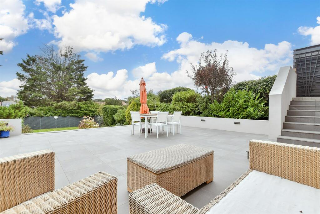 Additional image 15 of Cumberland Avenue, Broadstairs, Kent