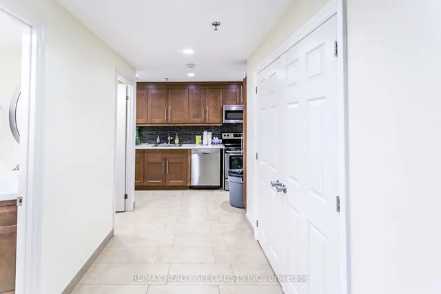 Additional image 29 of 5080 Pinedale Ave Unit 403