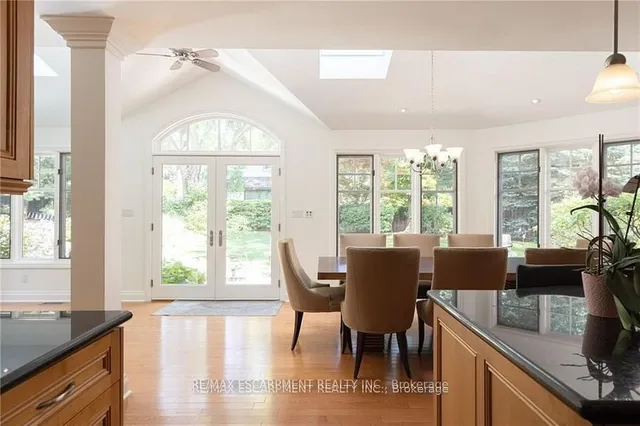 Additional image 12 of 247 Colchester Dr