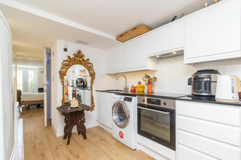 Additional image 3 of The Vale, Wood Bury, CT10