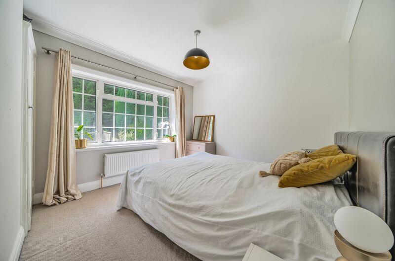 Additional image 6 of Barn Crescent, Riddlesdown, Purley