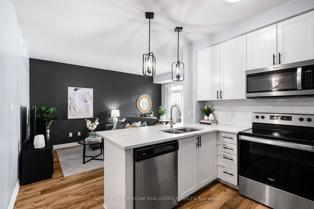 Additional image 3 of 610 Farmstead Dr Unit 602