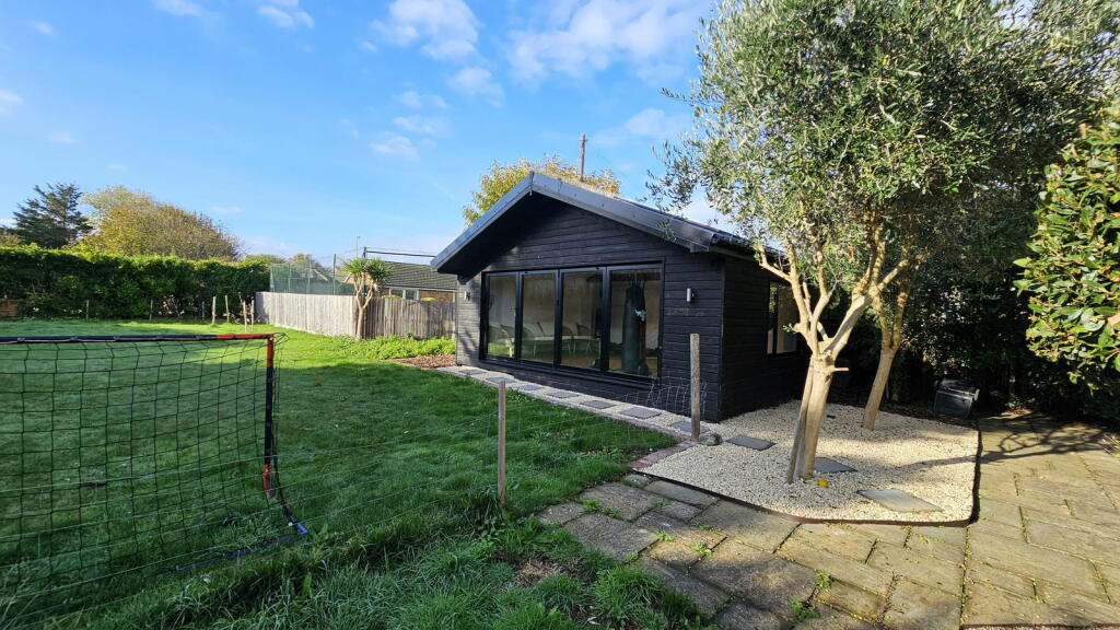 Additional image 44 of Marine Drive, Broadstairs, CT10 3LU