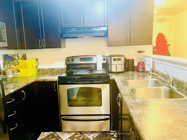 Additional image 18 of 1370 MAIN St Unit 204