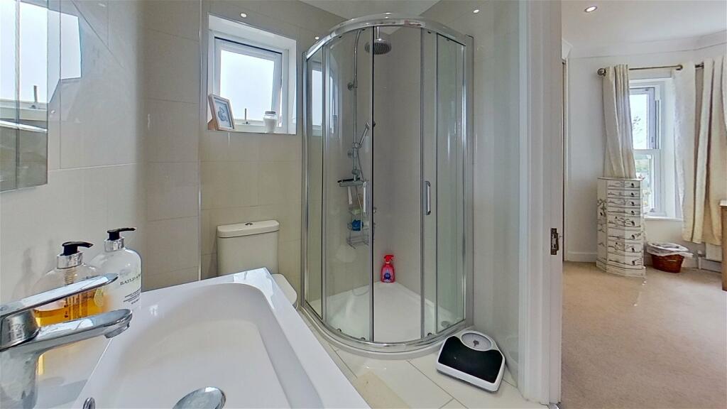 Additional image 10 of St. Vincent Road, St. Margarets-At-Cliffe, Kent, CT15 6ET