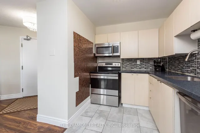 Additional image 16 of 4205 Shipp Dr Unit 1502