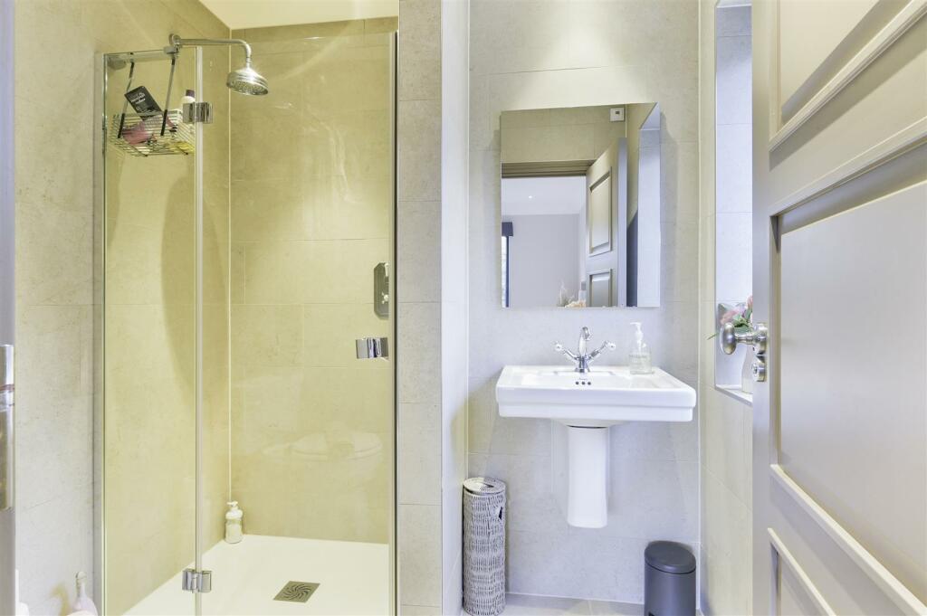 Additional image 28 of Woodcote Park Avenue, Purley