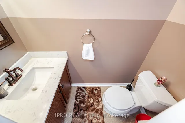 Additional image 15 of 1615 Sir Monty's Dr