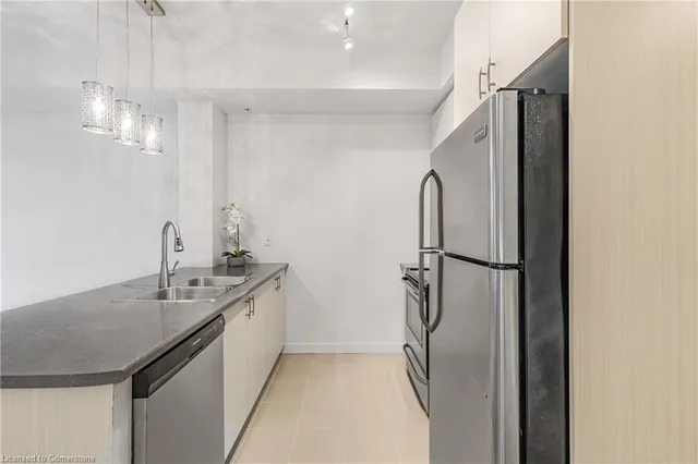 Additional image 6 of 85 Robinson St Unit 406