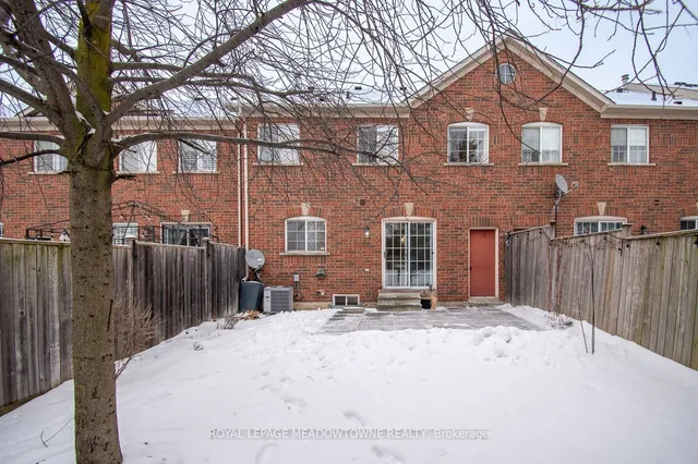 Additional image 40 of 249 Hadley Woods Terr