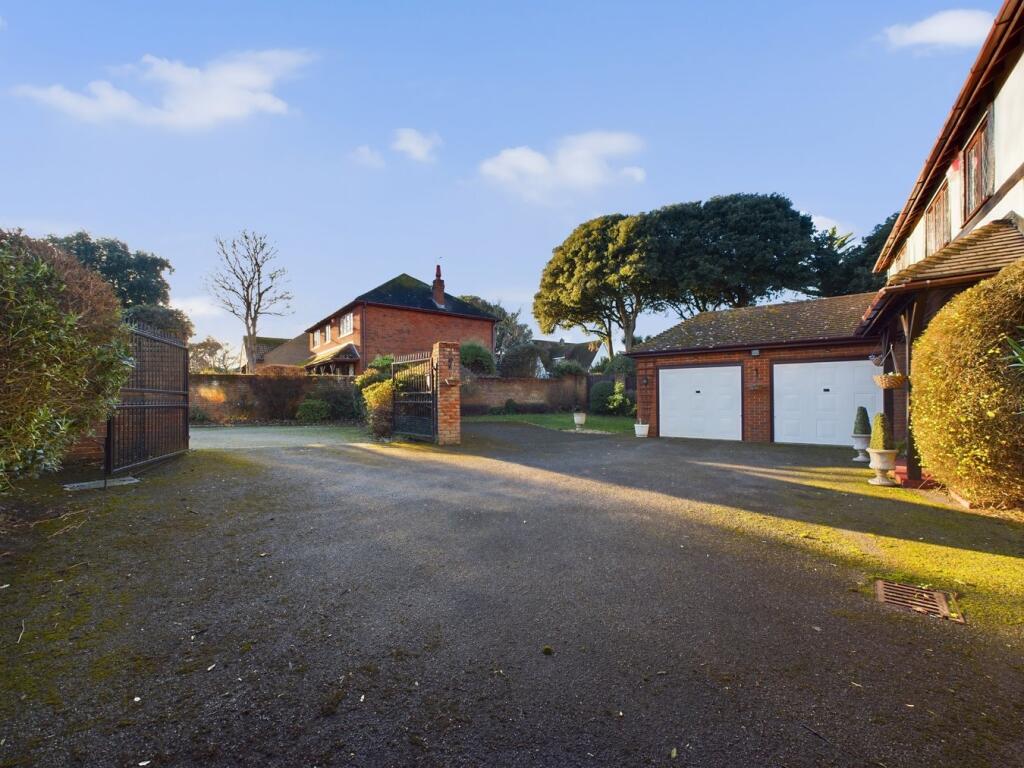 Additional image 16 of Woodland Way, Broadstairs, CT10