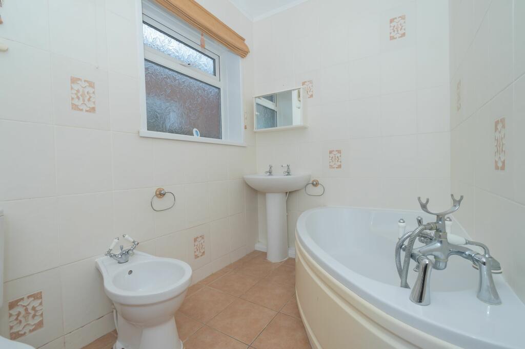 Additional image 12 of Wallwood Road, Ramsgate, CT11