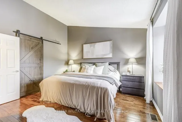 Additional image 29 of 2774 King St Unit 32