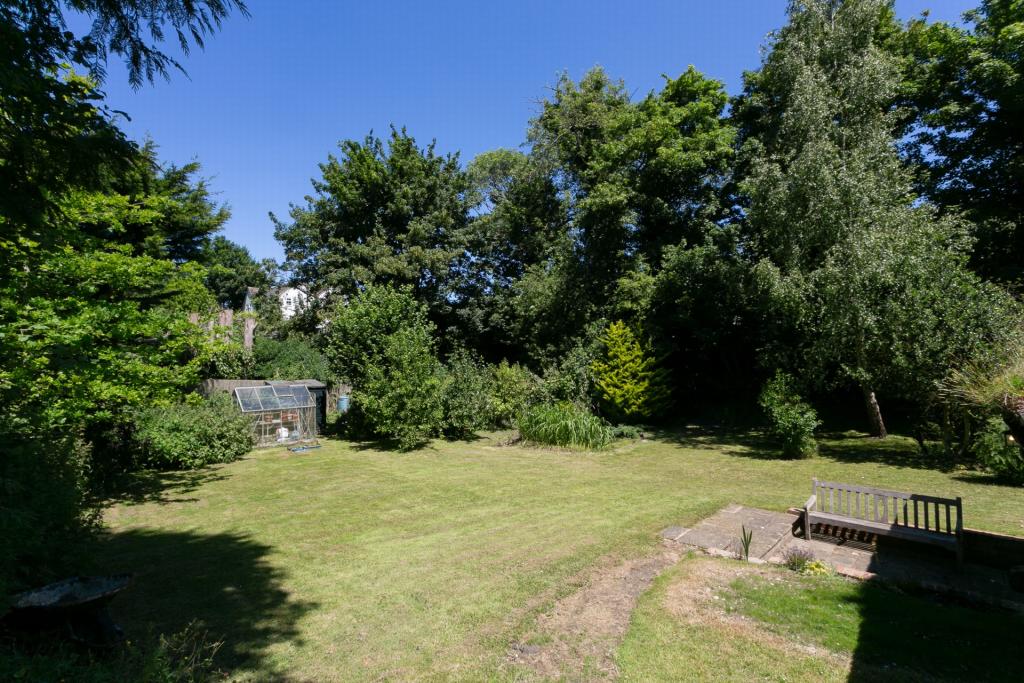 Additional image 25 of The Street, Martin, CT15