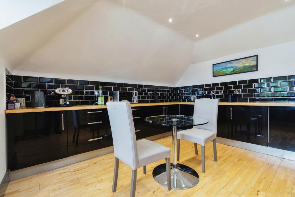 Additional image 5 of Sherwood Oaks, 13 Frensham Road, Kenley, Surrey, CR8