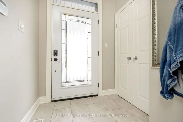 Additional image 5 of 743 Agnew Cres