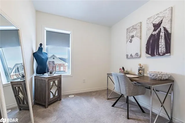 Additional image 21 of 1141 Duignan Crescent Cres