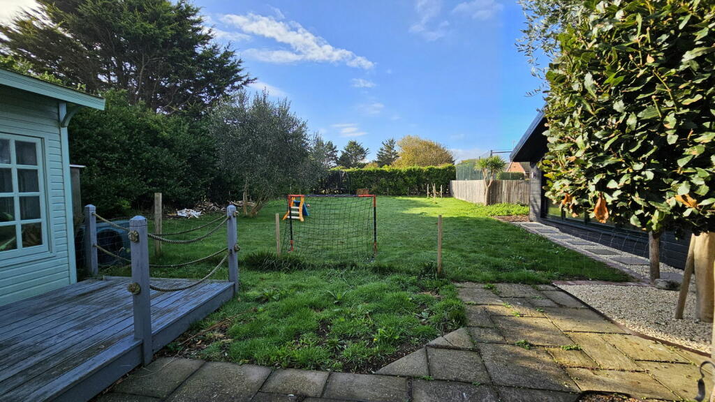 Additional image 42 of Marine Drive, Broadstairs, CT10 3LU