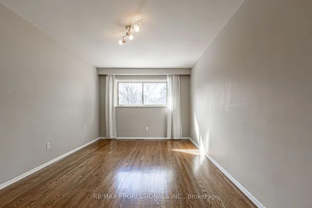 Additional image 18 of 3468 Galena Cres