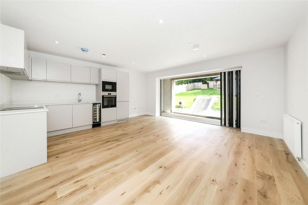 Additional image 7 of Endlesham Court,, 131 Woodcote Valley Road,, Purley, CR8