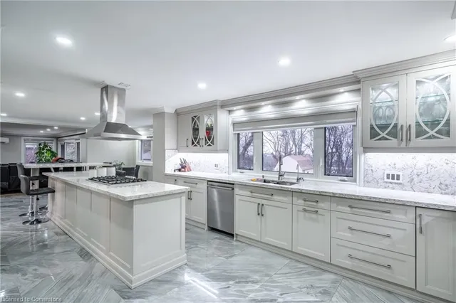 Additional image 16 of 10 Douglas Pl