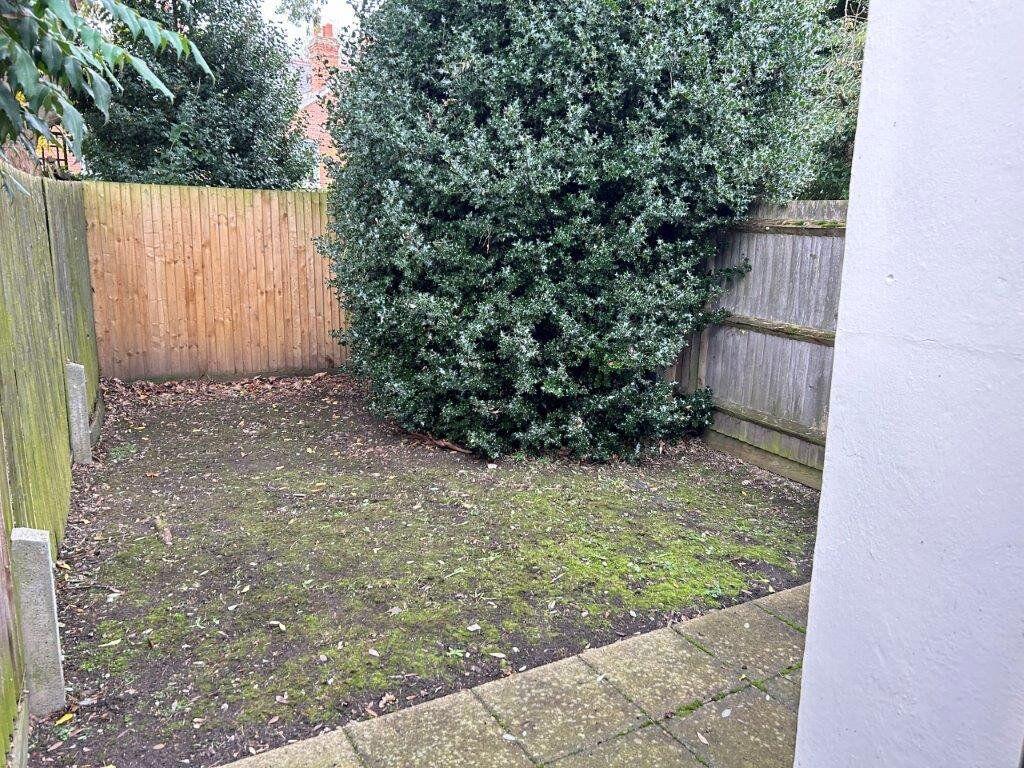 Additional image 34 of St Johns Lane, Canterbury Ref - 1205