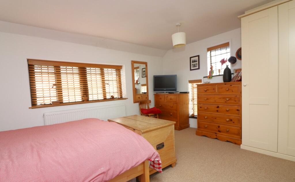 Additional image 19 of Loop Street, Sandwich