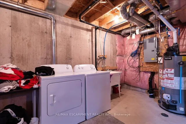 Additional image 39 of 75 Southshore Cres